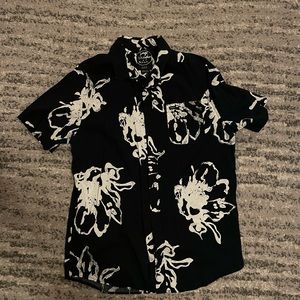 Rvca collab button down